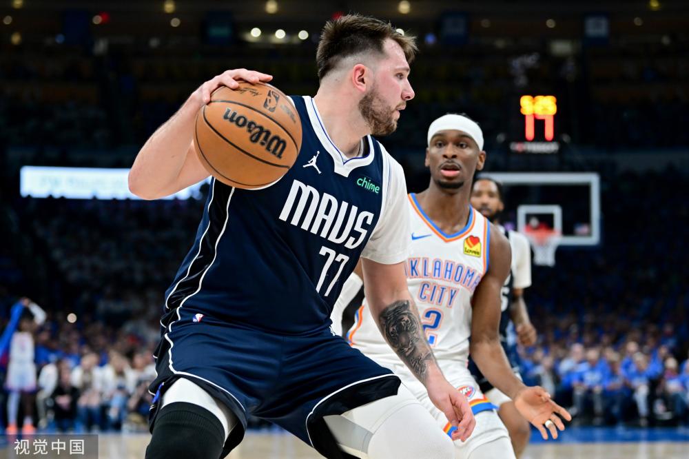 社交媒体上 社交媒体上